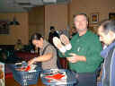 2001_bowling1_03.jpg (38799 Byte)