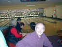 2001_bowling1_06.jpg (38992 Byte)