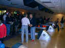 2001_bowling1_36.jpg (33966 Byte)